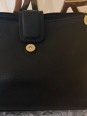 Stone Mountain Accessories Black Crossbody Bag with Gold Hardware